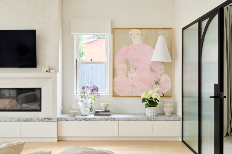 Vaulted Ceilings and Garden Views Make This Home a True Sanctuary