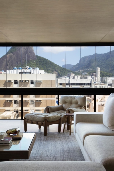 Wood Ceiling Magic: How This Home Created a Stunning Focal Point