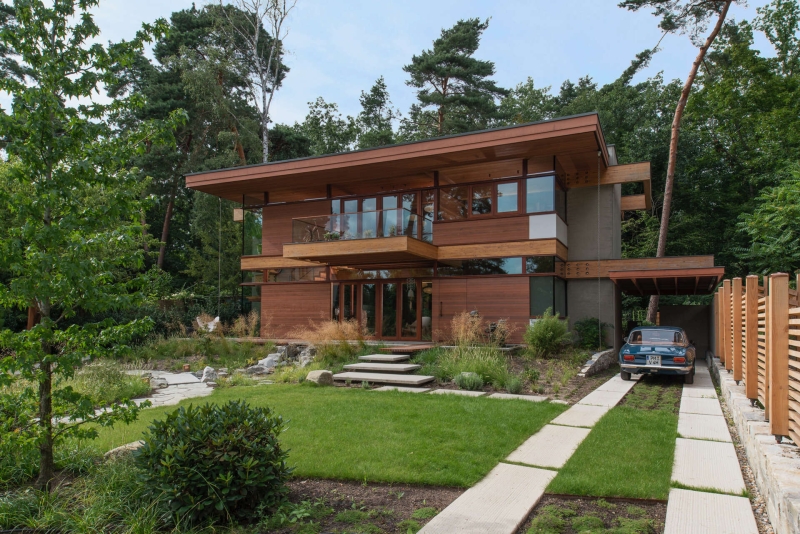 A Mid-Century Modern Dream Home in the Heart of Germany