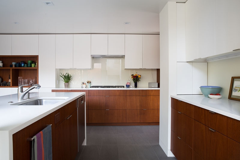 A Mid-Century Modern Eichler Home Updated for Today’s Lifestyle