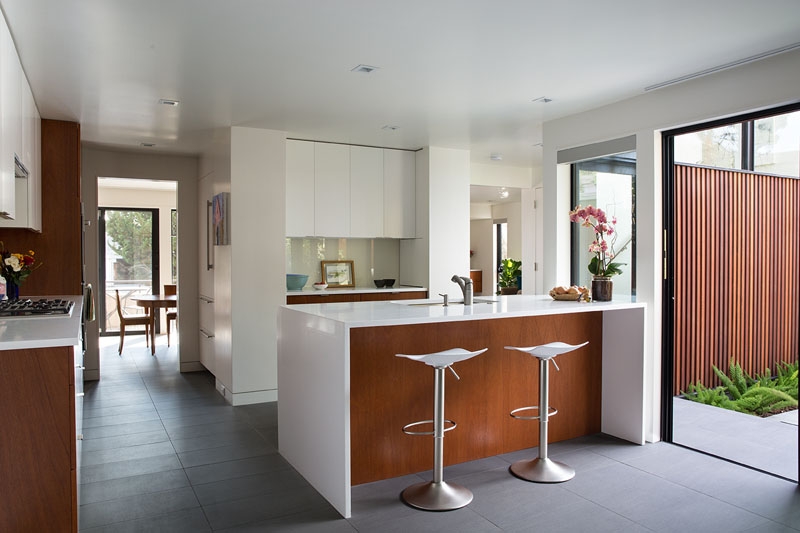 A Mid-Century Modern Eichler Home Updated for Today’s Lifestyle