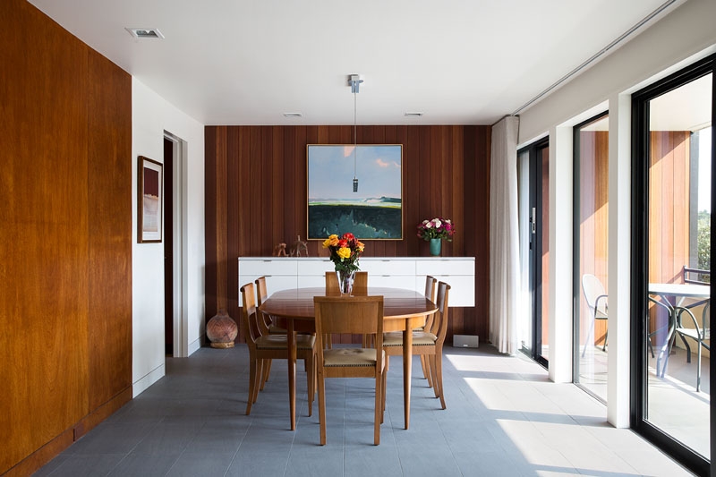A Mid-Century Modern Eichler Home Updated for Today’s Lifestyle