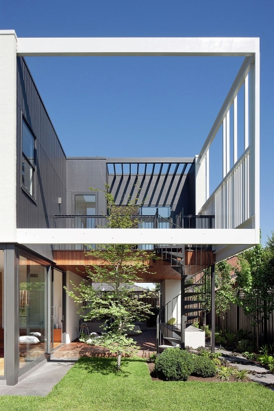 A Mid-Century Modern Facade Conceals The Striking Contemporary Makeover Of This Home