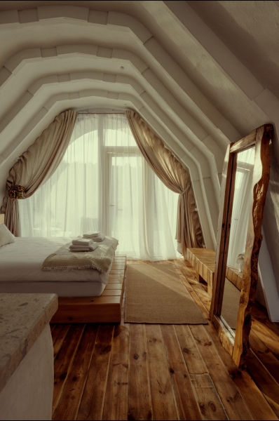 Hobbit houses by the water that look straight out of a story