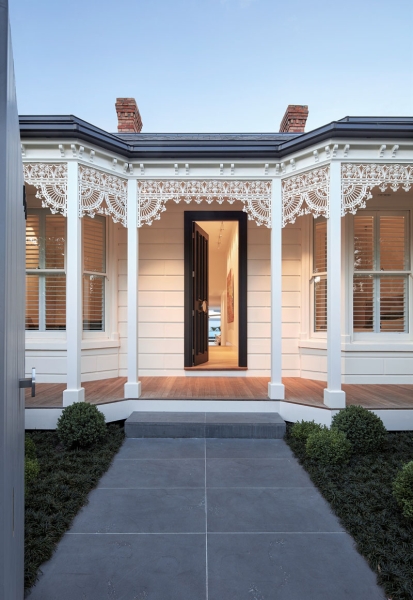 Inside a Heritage Home with a Surprisingly Cantilevered Modern Extension