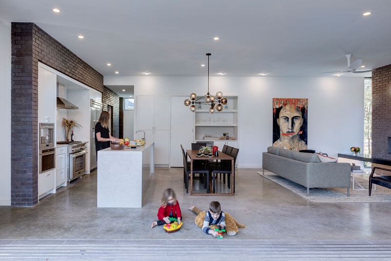 Inside a Texas Home Designed for Effortless Indoor-Outdoor Entertaining