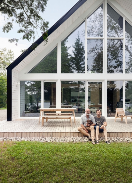 Inside the A-frame cabin where floor-to-ceiling glass changes everything