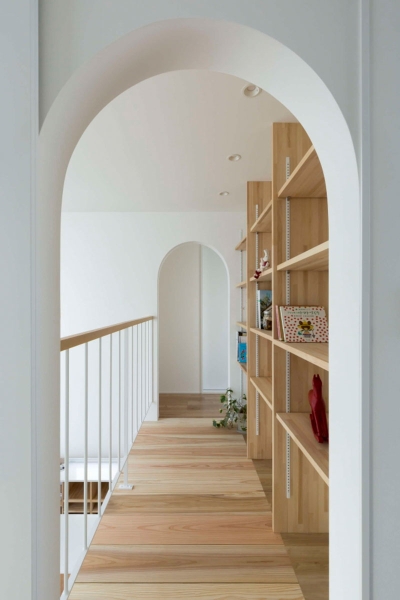 This Japanese House Shows the Beauty of Soft Curves