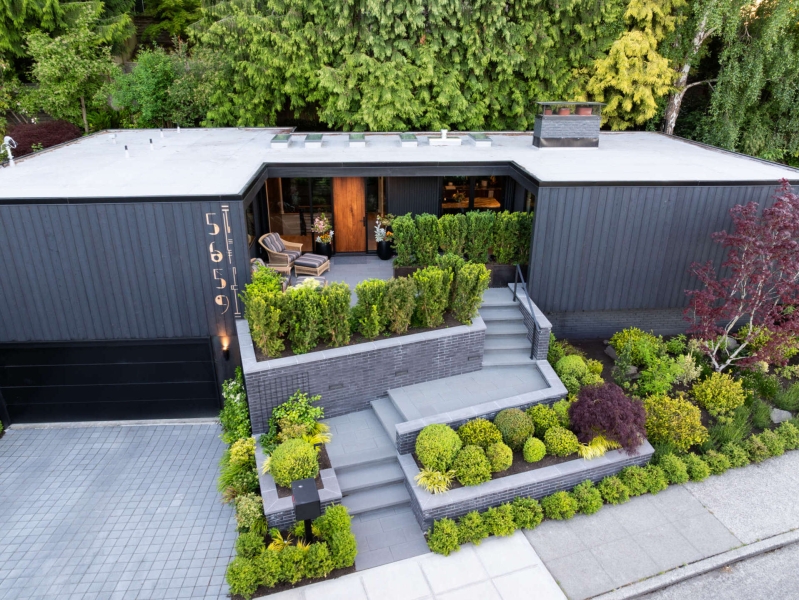 This Mid-Century Modern Home Renovation Re-imagines a 1959 Classic