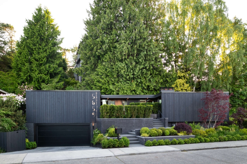 This Mid-Century Modern Home Renovation Re-imagines a 1959 Classic