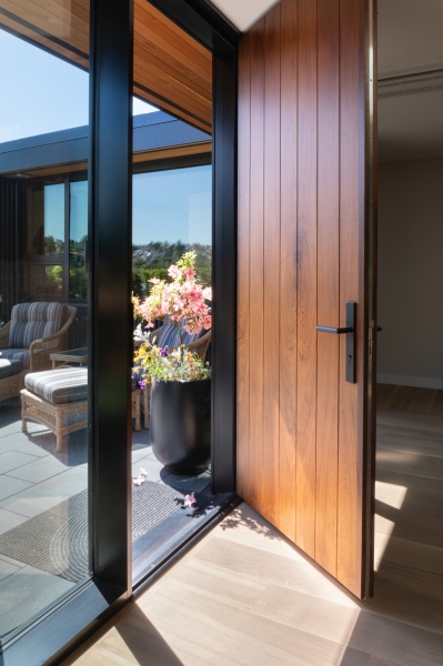 This Mid-Century Modern Home Renovation Re-imagines a 1959 Classic