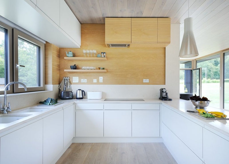 This mobile home doesn’t look like a mobile home at all