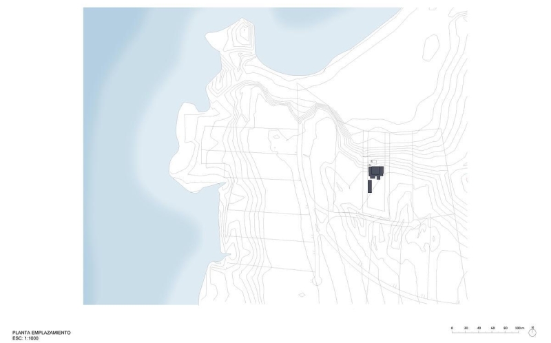 A Coastal House That Opens North to the Sea