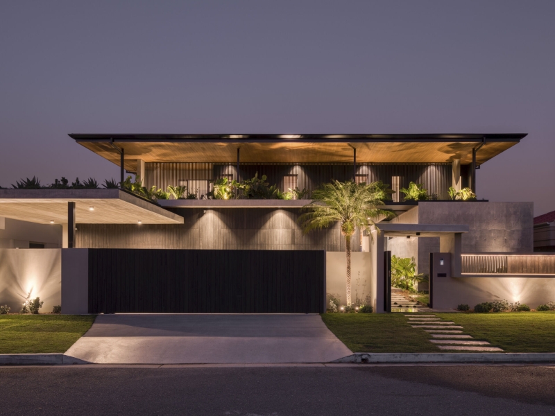 A Home That Breathes: Where Sun, Shade, and Greenery Meet