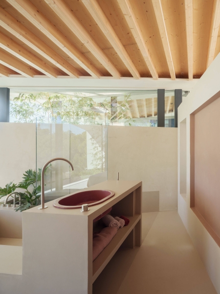 A Home That Unfolds Like a Sheet of Paper