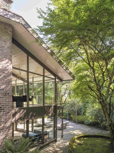 A Moody Mid-Century Modern House With Playful Family Spaces