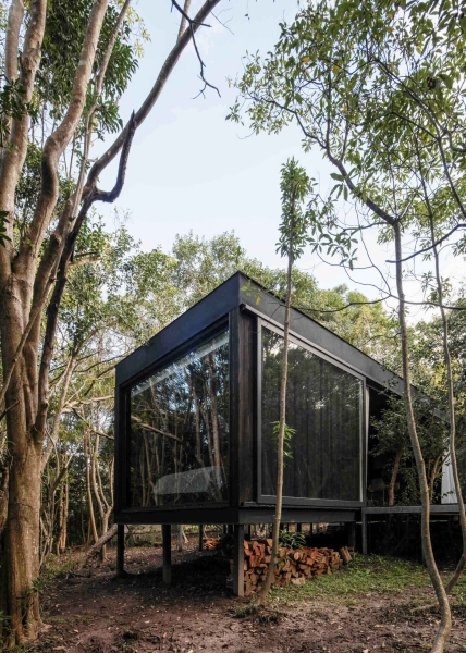 A Prefab Home That Redefines Indoor-Outdoor Living