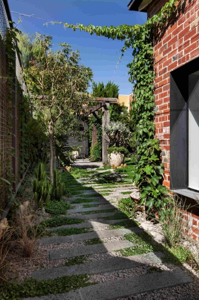 How A Light-Filled Addition Transformed This Historic Home