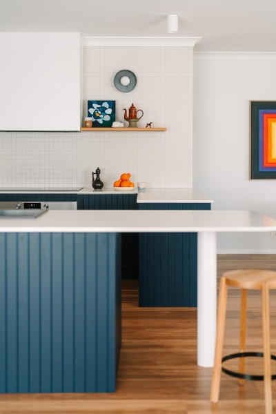 How a plain developer kitchen became a colorful family hub