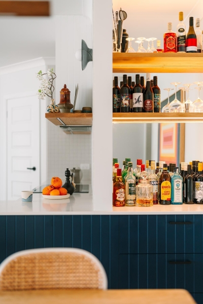 How a plain developer kitchen became a colorful family hub