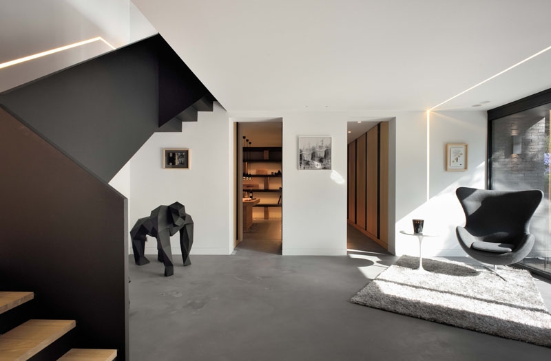 Inside the home where black-and-wood steals the show
