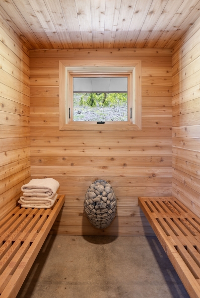 Inside the off-grid house that feels bigger than it is