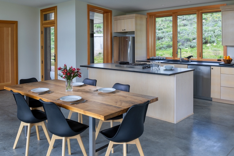 Inside the off-grid house that feels bigger than it is