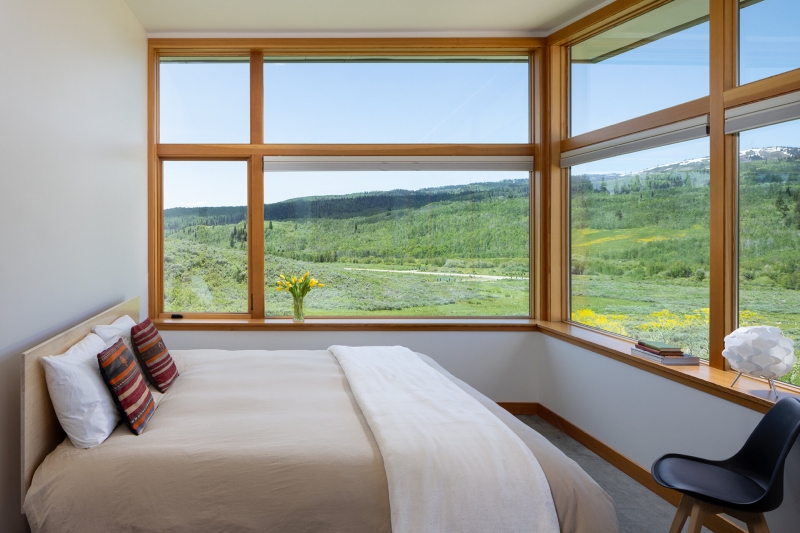 Inside the off-grid house that feels bigger than it is