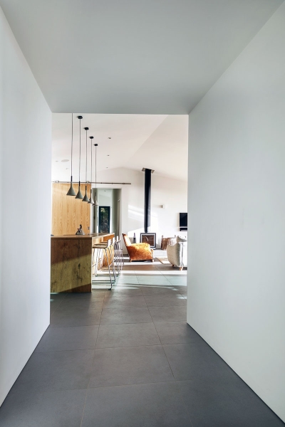 Inside the Pod-Like Holiday Home Built to Withstand Nature