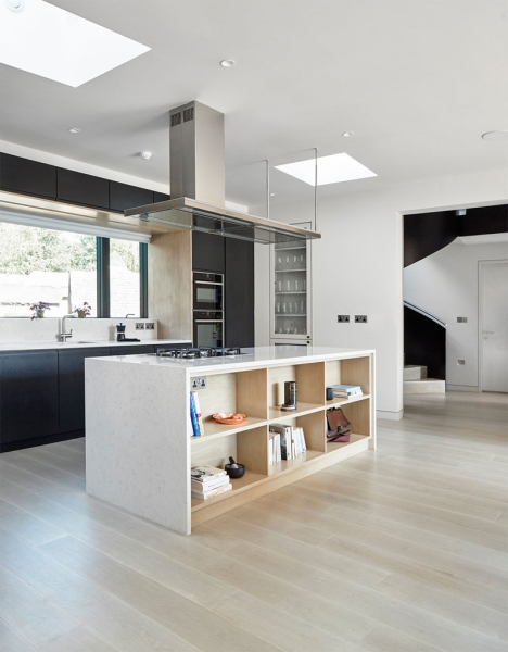 Inspired by Boat Sheds and Covered in Wood Shingles, This House Feels Surprisingly Modern