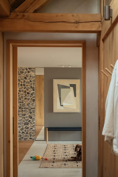 Prefabricated Timber Frames Bring This Barn-Inspired Home to Life