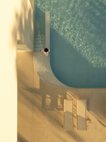 The Home That Flows Like a Sculpture