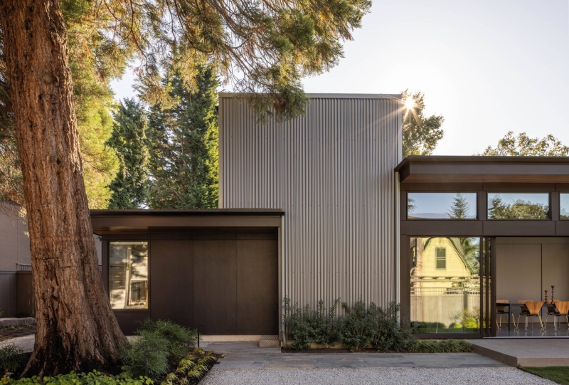 This Couple Turned An Empty Lot Into A Place Where Friends and Family Gather