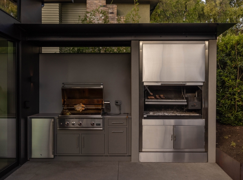 This Couple Turned An Empty Lot Into A Place Where Friends and Family Gather