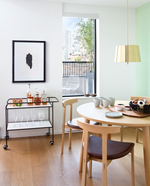 7 Ways This Loft Apartment Blends New York Cool With West Coast Calm