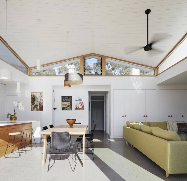 A Roof With a Twist: The Melbourne Home Built for Life in the Light