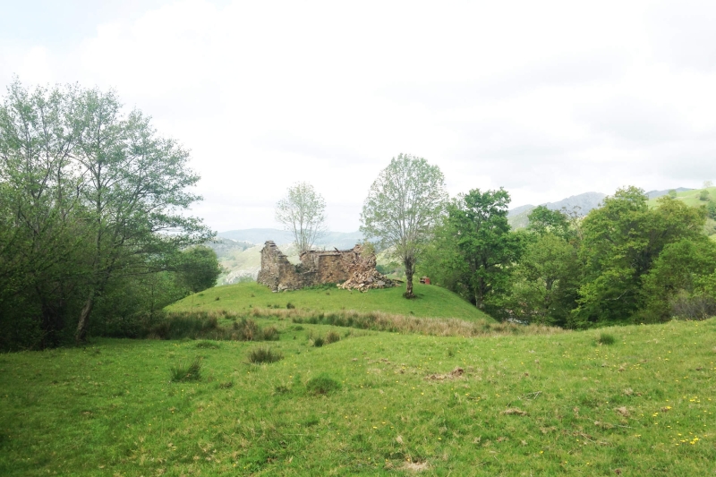 A Slow Life in Spain: The Architect Who Built Her Dream Cottage in the Mountains