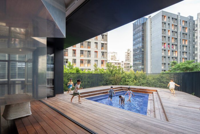 Cheer Kindergarten | HIBINOSEKKEI + Youji no Shiro