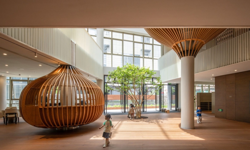 Cheer Kindergarten | HIBINOSEKKEI + Youji no Shiro