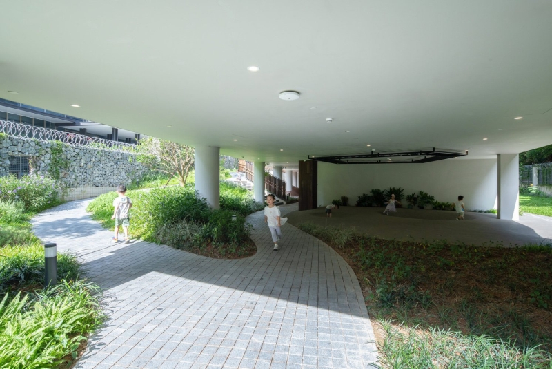 Cheer Kindergarten | HIBINOSEKKEI + Youji no Shiro