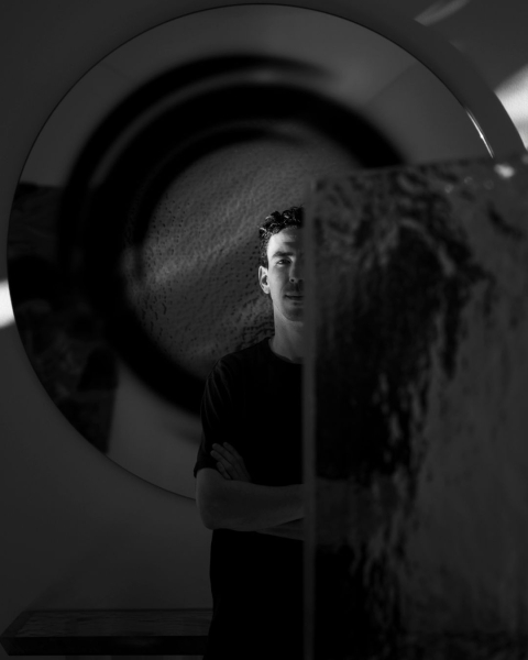 Fragmented, blurred, and rebuilt: reflections in the works of Costantino Gucci