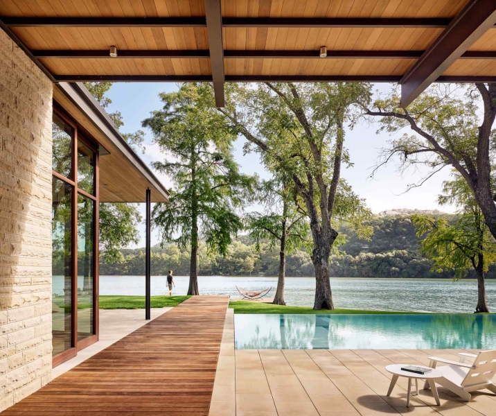 From dock to fireplace: A look inside the sleek Texas home that blends nature and design