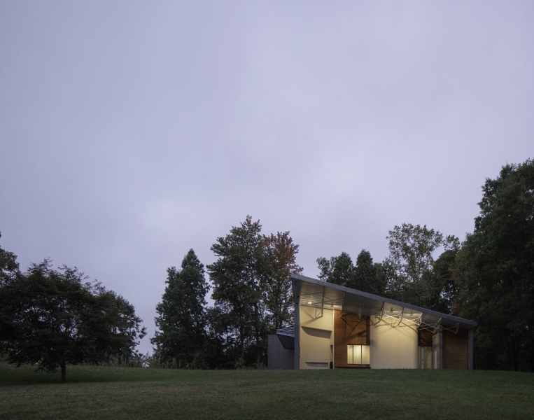 Gray Niva Pool House | GAuthier Architects