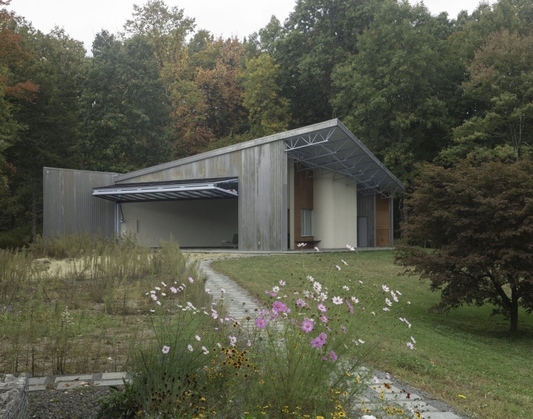 Gray Niva Pool House | GAuthier Architects