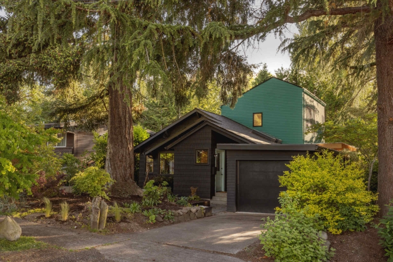 How a 1919 Seattle House Became a Bright Family Home Without Losing Its Quirks