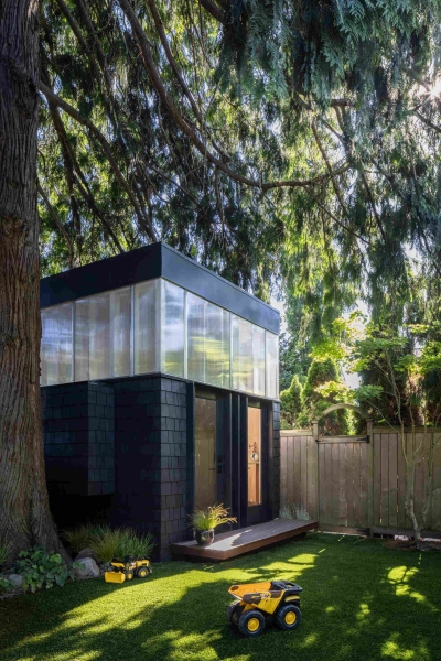 How a Seattle Family Built a Backyard Office for Two Using Off-the-Shelf Materials