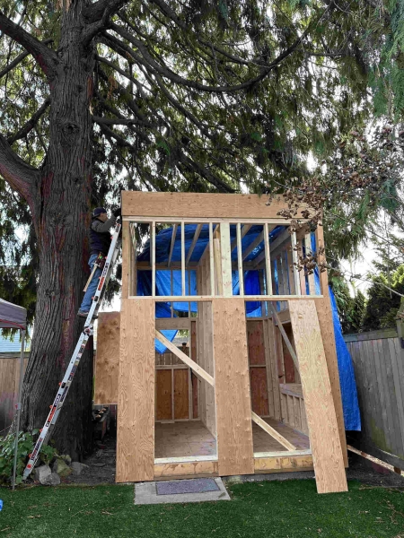 How a Seattle Family Built a Backyard Office for Two Using Off-the-Shelf Materials