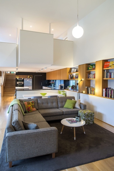 How Mid-Century Modern Design Inspired This Contemporary Home