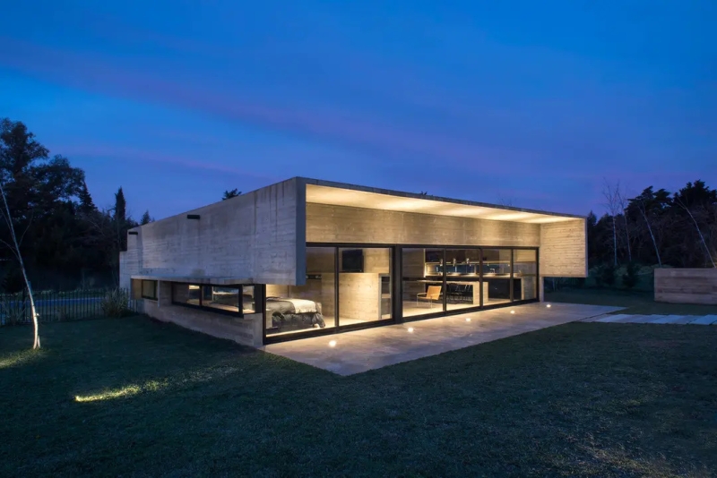 If You’re Obsessed with Concrete, You’ll Want to See This House