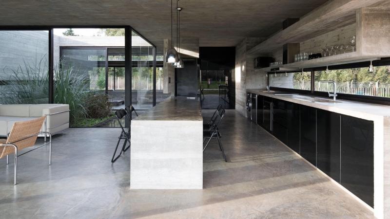 If You’re Obsessed with Concrete, You’ll Want to See This House